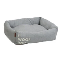 Beeztees I Woof You Dog Bed