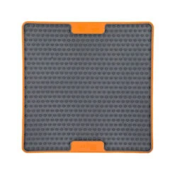 Lickimat Soother Tuff 19 Lickimat Soother Tuff -Beeztys Zone lickimat soother tuff rood 197405 0500 none